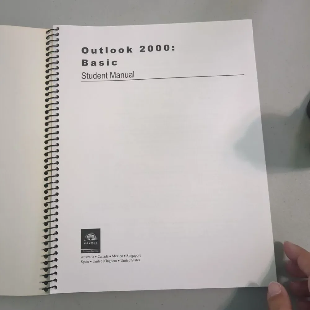 Microsoft Outlook 2000 vintage computer manual